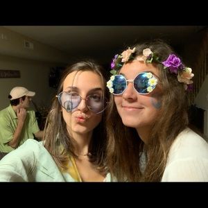 Meet your Posher, Alyssa